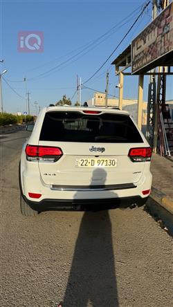 جیپ گراند شیرۆکی